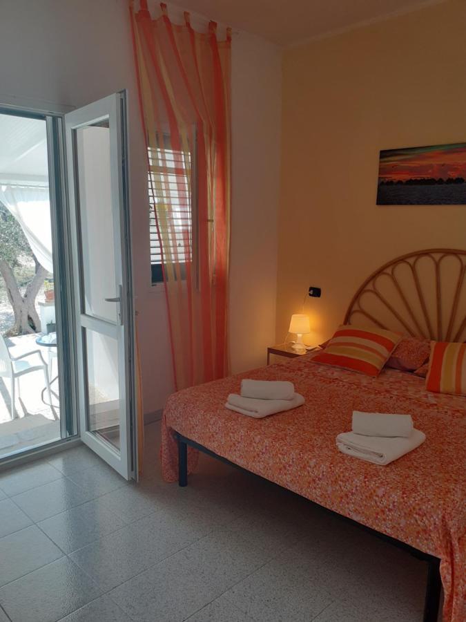 Casa Vacanza Fiorella Torre dell'Orso Exterior photo