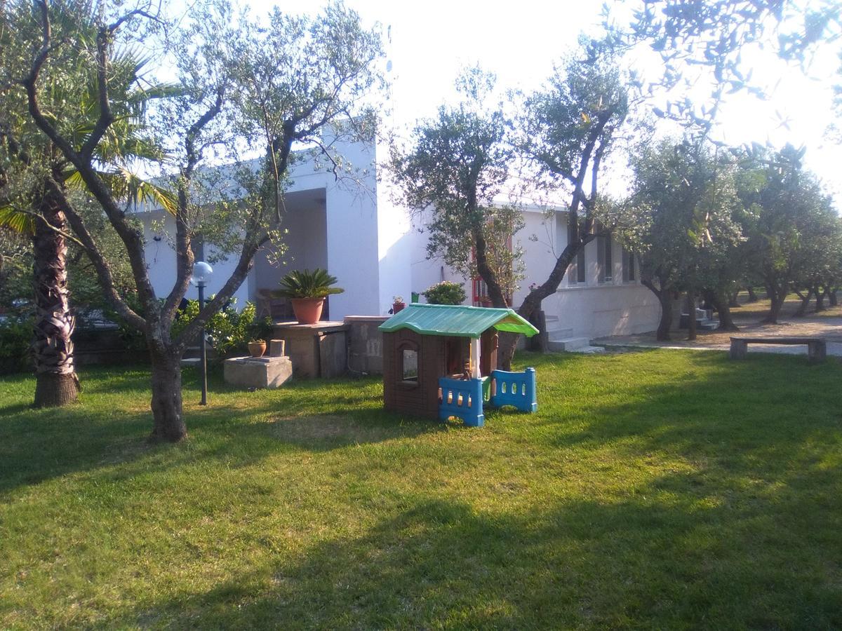 Casa Vacanza Fiorella Torre dell'Orso Exterior photo